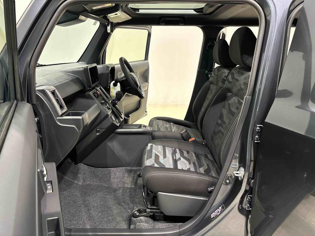 タフトGターボ ダーククロムベンチャー 2WD CVT車LEDヘッドランプ&フォグランプ 電動格納ドアミラー連動キーフリーシステム スカイフィールトップ 運転席・助手席シートヒーター 電動パーキングブレーキ オートエアコン アルミホイール(広島県)の中古車
