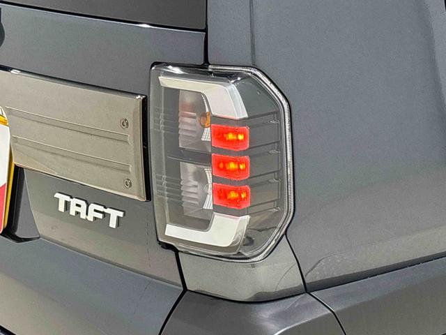 タフトGターボ ダーククロムベンチャー 2WD CVT車LEDヘッドランプ&フォグランプ 電動格納ドアミラー連動キーフリーシステム スカイフィールトップ 運転席・助手席シートヒーター 電動パーキングブレーキ オートエアコン アルミホイール(広島県)の中古車