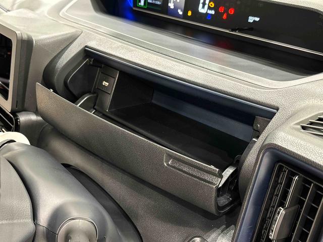 タントカスタムＲＳ　バックカメラ対応　電動パーキングブレーキＬＥＤオートライト　パワースライドドアウェルカムオープン機能　オート電動格納式ドアミラー　助手席ロングスライド　助手席イージークローザー　アルミホイール　キーフリーシステム（広島県）の中古車
