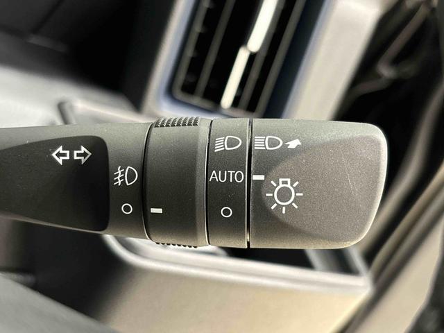 タントカスタムＲＳ　ターボ付　運転席・助手席シートヒーター純正ナビ装着用アップグレードパック　両側電動スライドドア　電動パーキングブレーキブレーキ　オートブレーキホールド機能　本革巻ステアリングホイール　運転席シートリフター　チルトステアリング　キーフリー（広島県）の中古車