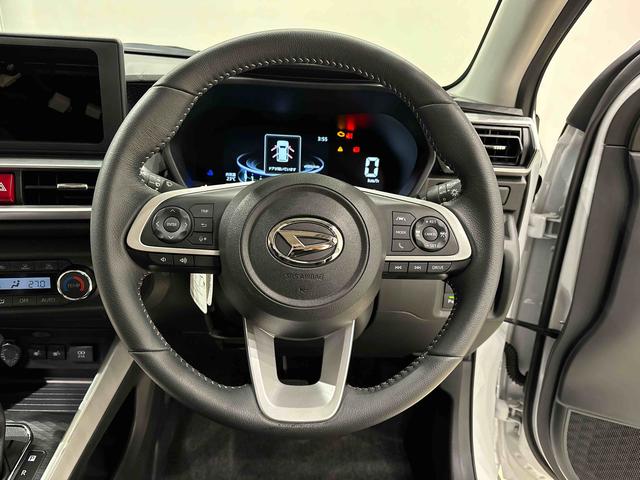 ロッキープレミアムＧ　バックカメラ付き　電動パーキングブレーキＬＥＤヘッドランプ・フォグランプ　全車速追従機能付アダプティブクルーズコントロール　レーンキープコントロール　ブラインドスポットモニター　１７インチアルミホイール　シートヒーター（広島県）の中古車