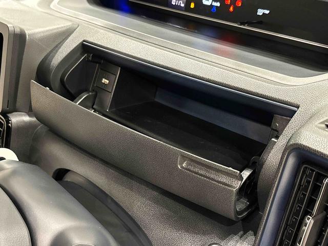 タントカスタムRS キーフリーシステム バックカメラLEDオートライト パワースライドドアウェルカムオープン機能 電動パーキングブレーキ 運転席助手席シートヒーター アルミホイール オート電動格納式ドアミラー ステアリングスイッチ サイドエアバッグ(広島県)の中古車