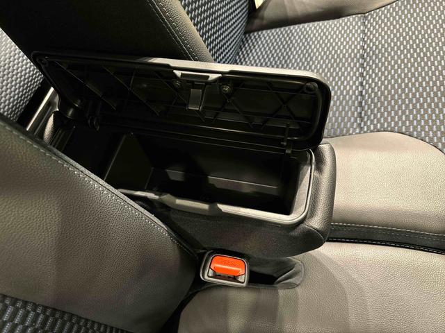 タントカスタムRS キーフリーシステム バックカメラLEDオートライト パワースライドドアウェルカムオープン機能 電動パーキングブレーキ 運転席助手席シートヒーター アルミホイール オート電動格納式ドアミラー ステアリングスイッチ サイドエアバッグ(広島県)の中古車