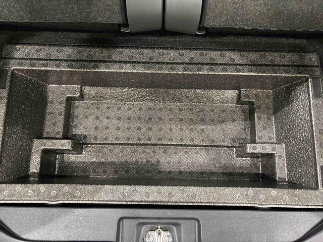 タントカスタムRS キーフリーシステム バックカメラLEDオートライト パワースライドドアウェルカムオープン機能 電動パーキングブレーキ 運転席助手席シートヒーター アルミホイール オート電動格納式ドアミラー ステアリングスイッチ サイドエアバッグ(広島県)の中古車