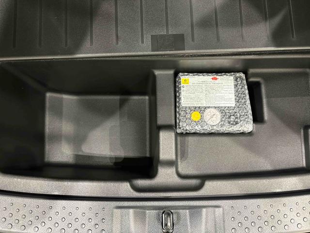 シエンタＧ　クエロ　ナビ　ドライブレコーダー　ＥＴＣ車載器ＬＥＤヘッドライト　オートライト　電動格納ドアミラー　両側電動スライドドア　アイドリングストップ　キーレスエントリー　ホイールキャップタイヤ　バックカメラ対応　３列シート（広島県）の中古車