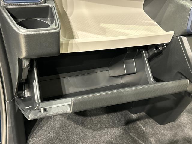 タントＸ　バックカメラ　電動パーキングブレーキ　左側パワースライドＬＥＤオートライト　パワースライドドアウェルカムオープン機能　電動格納式ドアミラー　助手席ロングスライド　助手席イージークローザー　　セキュリティアラーム　キーフリーシステム（広島県）の中古車