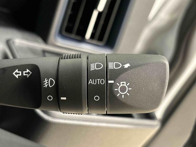 タントカスタムＲＳ　パノラマモニター対応カメラＬＥＤオートライト　パワースライドドアウェルカムオープン機能　電動パーキングブレーキ　運転席助手席シートヒーター　アルミホイール　キーフリーシステム　　オート電動格納式ドアミラー（広島県）の中古車