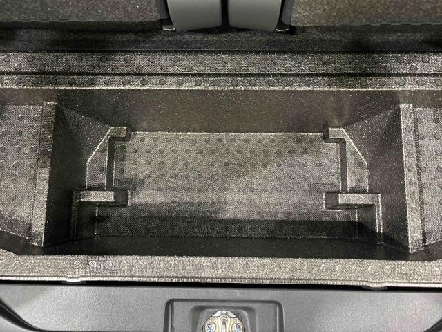 タントカスタムＲＳ　パノラマモニター対応カメラＬＥＤオートライト　パワースライドドアウェルカムオープン機能　電動パーキングブレーキ　運転席助手席シートヒーター　アルミホイール　キーフリーシステム　　オート電動格納式ドアミラー（広島県）の中古車