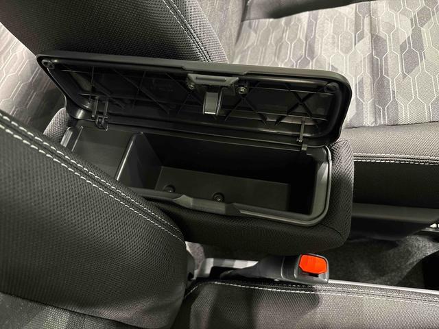 タフトＧターボ　クロムベンチャー　コーナーセンサー　バックカメラ付スカイフィールトップ　クロムパック　メッキパック　シルバーアンダーガーニッシュ　インテリアアクセント　ＬＥＤオートハイビーム＆フォグランプ　電動パーキングブレーキ　バックカメラ　アルミホイール（広島県）の中古車