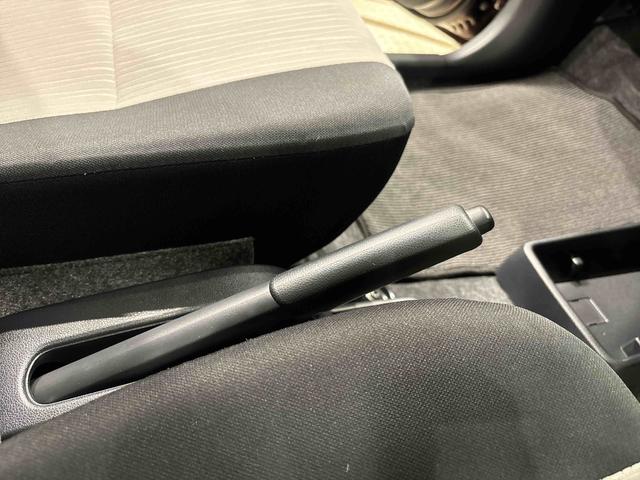 ミライースＸ　リミテッドＳＡIIIＬＥＤヘッドランプ　セキュリティアラーム　コーナーセンサー　１４インチフルホイールキャップ　キーレスエントリー　電動格納式ドアミラー　ショツピングフック　マニュアルエアコン（広島県）の中古車
