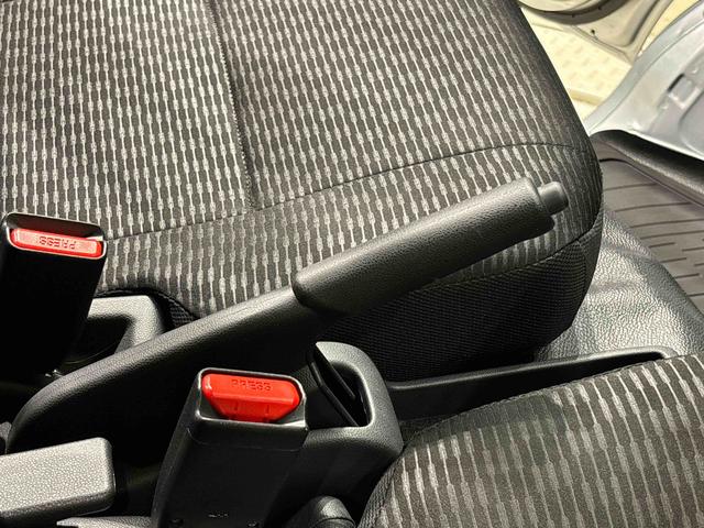 ハイゼットカーゴＤＸ　２ＷＤ　ＣＶＴ車　ＥＴＣ車載器　バックカメラ付きキーレスエントリー　前席パワーウインドウ　リヤスモークガラス　両側スライドドア　ディラーオプションバックカメラ　マルチリフレクターハロゲンヘッドライト（広島県）の中古車