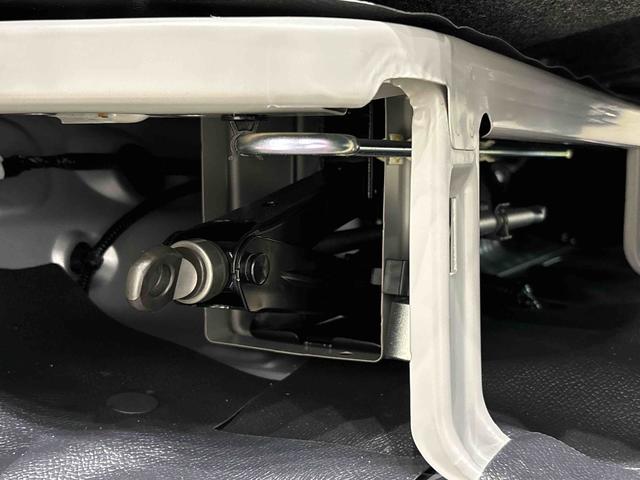 ハイゼットカーゴＤＸ　２ＷＤ　ＣＶＴ車　ＥＴＣ車載器　バックカメラ付きキーレスエントリー　前席パワーウインドウ　リヤスモークガラス　両側スライドドア　ディラーオプションバックカメラ　マルチリフレクターハロゲンヘッドライト（広島県）の中古車