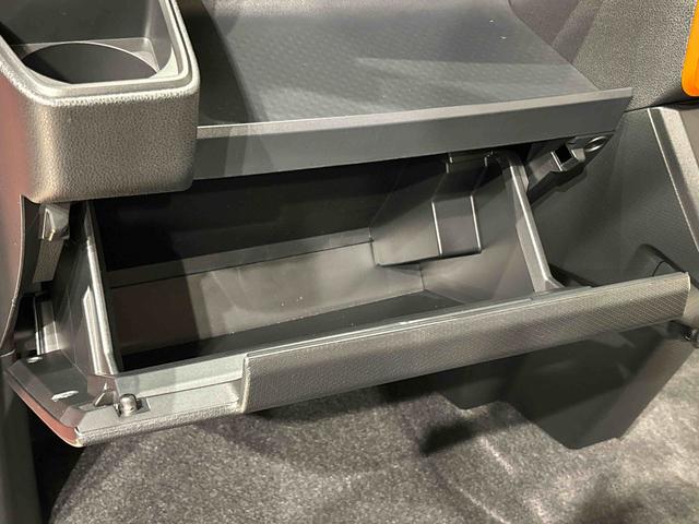 タントファンクロスターボ バックカメラ対応 電動パーキングブレーキLEDオートライト パワースライドドアウェルカムオープン機能 電動格納式ドアミラー 助手席ロングスライド 助手席イージークローザー セキュリティアラーム キーフリーシステム(広島県)の中古車