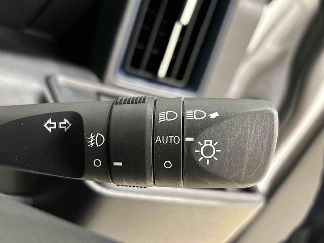 タントカスタム　ＲＳ　　電子パーキング　両側パワースライドドアＬＥＤオートライト　パワースライドドアウェルカムオープン機能　電動パーキングブレーキ　運転席助手席シートヒーター　アルミホイール　キーフリーシステム　　オート電動格納式ドアミラー（広島県）の中古車