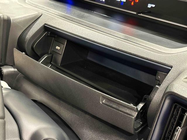 タントカスタム　ＲＳ　　電子パーキング　両側パワースライドドアＬＥＤオートライト　パワースライドドアウェルカムオープン機能　電動パーキングブレーキ　運転席助手席シートヒーター　アルミホイール　キーフリーシステム　　オート電動格納式ドアミラー（広島県）の中古車