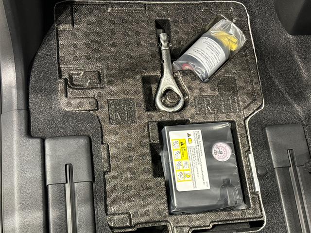 タントカスタム　ＲＳ　　電子パーキング　両側パワースライドドアＬＥＤオートライト　パワースライドドアウェルカムオープン機能　電動パーキングブレーキ　運転席助手席シートヒーター　アルミホイール　キーフリーシステム　　オート電動格納式ドアミラー（広島県）の中古車
