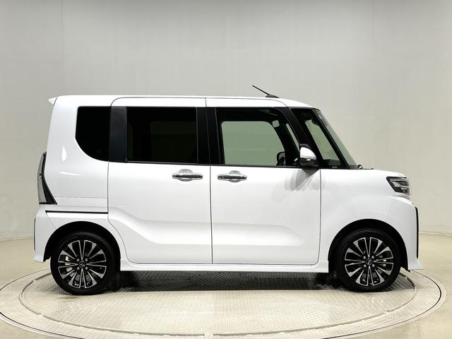 タントカスタムＲＳ　４ＷＤ　コーナーセンサー　バックカメラ付きＬＥＤオートライト　パワースライドドアウェルカムオープン機能　電動パーキングブレーキ　運転席助手席シートヒーター　アルミホイール　キーフリーシステム　　オート電動格納式ドアミラー（広島県）の中古車