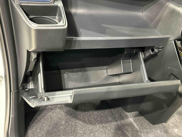 タントカスタムＲＳ　４ＷＤ　コーナーセンサー　バックカメラ付きＬＥＤオートライト　パワースライドドアウェルカムオープン機能　電動パーキングブレーキ　運転席助手席シートヒーター　アルミホイール　キーフリーシステム　　オート電動格納式ドアミラー（広島県）の中古車