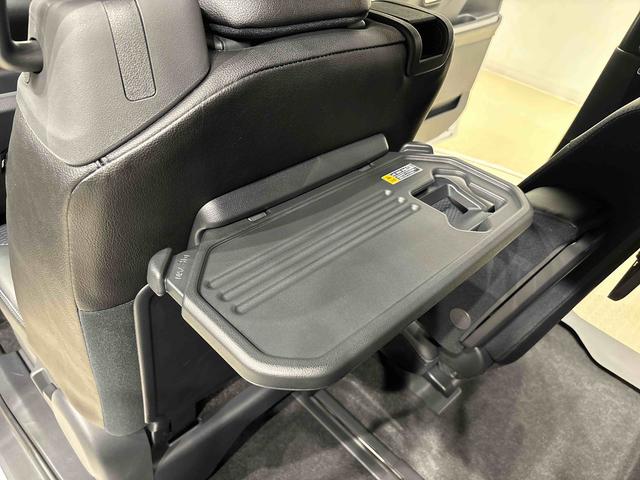 タントカスタムＲＳ　４ＷＤ　コーナーセンサー　バックカメラ付きＬＥＤオートライト　パワースライドドアウェルカムオープン機能　電動パーキングブレーキ　運転席助手席シートヒーター　アルミホイール　キーフリーシステム　　オート電動格納式ドアミラー（広島県）の中古車