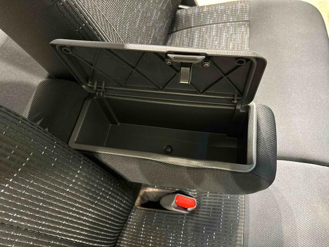 ムーヴカスタム　ＲＳ　ナビ　バックカメラプッシュスタート　キーフリーシステム　オートライト　オートハイビーム　アルミホイール　電動格納式ドアミラー　セキュリティーアラーム　アイドリングストップ（広島県）の中古車