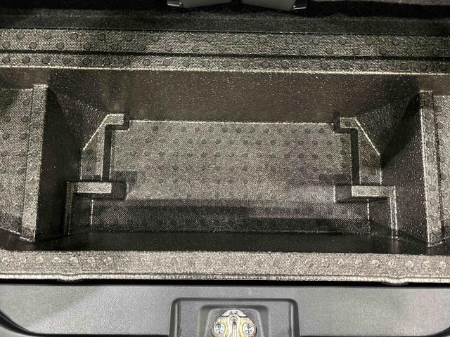 タントカスタムＸＬＥＤオートライト　パワースライドドアウェルカムオープン機能　電動パーキングブレーキ　運転席助手席シートヒーター　アルミホイール　キーフリーシステム　　オート電動格納式ドアミラー（広島県）の中古車