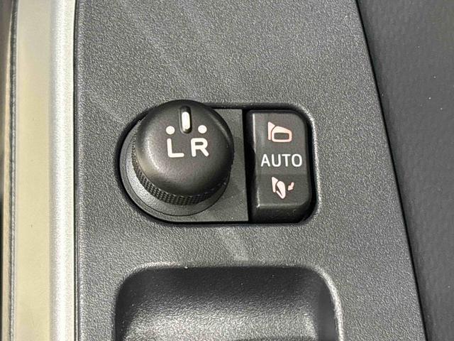 トールカスタムＧ　ターボＬＥＤヘッドランプ・フォグランプ　　１５インチアルミホイール　オートライト　プッシュボタンスタート　クルーズコントロール　　コーナーセンサー　パワースライドドア　キーフリーシステム（広島県）の中古車