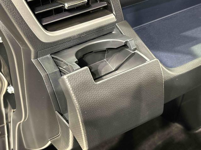 トールカスタムＧ　ターボＬＥＤヘッドランプ・フォグランプ　　１５インチアルミホイール　オートライト　プッシュボタンスタート　クルーズコントロール　　コーナーセンサー　パワースライドドア　キーフリーシステム（広島県）の中古車