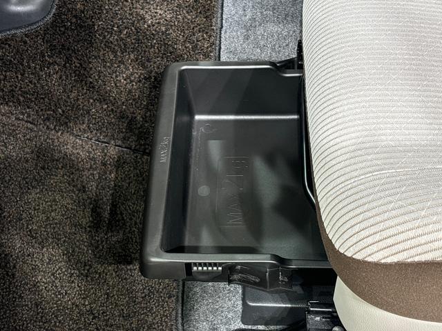 デイズＸ　ナビゲーション　ＥＴＣ　ドラレコアラウンドビューモニター　ＥＴＣ車載器　ドライブレコーダー　キーフリー　プッシュボタンスタート　アイドリングストップ　電動格納式ドアミラー　オートエアコン（広島県）の中古車