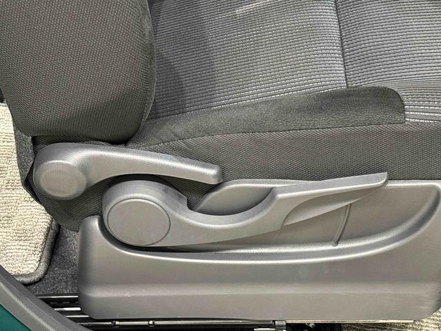 ムーヴＸリミテッドII　ＳＡIII　バックカメラ　キーフリー運転席シートヒーター　トップシェイドガラス　ＬＥＤヘッドランプ　運転席シートリフター　チルトステアリング　本革巻ステアリングホイール　純正アルミホイール　ステアリングスイッチ（広島県）の中古車