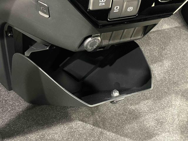 トールカスタムＧ　ターボ　クルーズコントロール　アルミホイールオートエアコン　電動パーキングブレーキ　プッシュボタンスタート　パワースライドドアウェルカムオープン機能　オート格納機能付きドアミラー　ＬＥＤヘッドランプ・フォグランプ　キーフリーシステム（広島県）の中古車