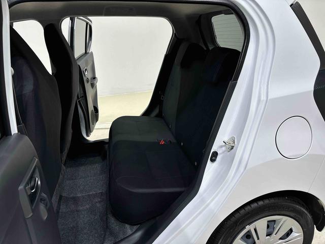 ミライースX リミテッドSAIII バックモニター 電動格納ドアミラーLEDヘッドランプ セキュリティアラーム コーナーセンサー 14インチフルホイールキャップ キーレスエントリー 電動格納式ドアミラー ショツピングフック マニュアルエアコン(広島県)の中古車