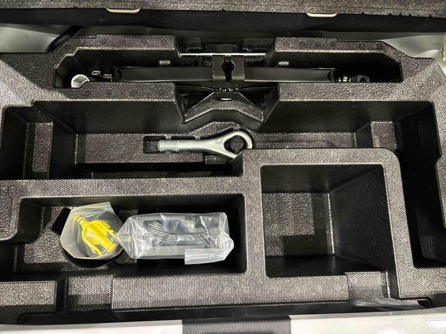 ミライースX リミテッドSAIII バックモニター 電動格納ドアミラーLEDヘッドランプ セキュリティアラーム コーナーセンサー 14インチフルホイールキャップ キーレスエントリー 電動格納式ドアミラー ショツピングフック マニュアルエアコン(広島県)の中古車