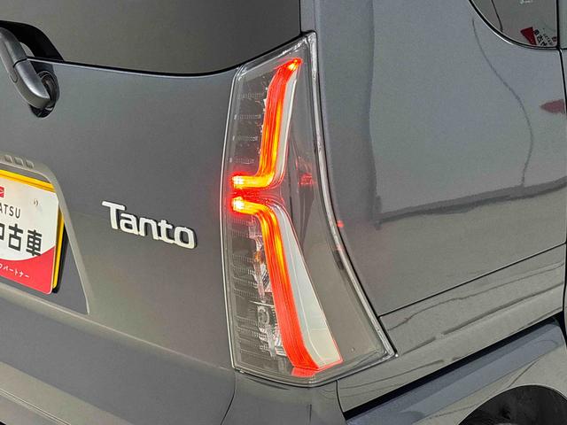 タントカスタムＲＳ　バックモニター対応カメラ　シートヒーターＬＥＤオートライト　パワースライドドアウェルカムオープン機能　電動パーキングブレーキ　運転席助手席シートヒーター　アルミホイール　キーフリーシステム　　オート電動格納式ドアミラー（広島県）の中古車