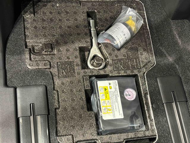 タントカスタムX 4WDLEDオートライト パワースライドドアウェルカムオープン機能 電動パーキングブレーキ 運転席助手席シートヒーター アルミホイール キーフリーシステム オート電動格納式ドアミラー(広島県)の中古車