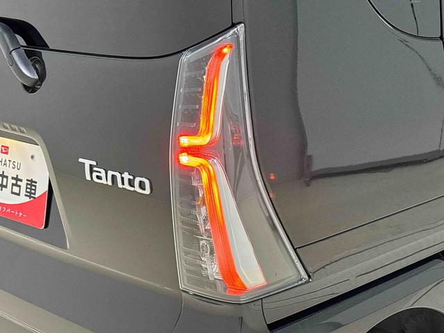 タントカスタムＲＳ　ターボ　両側電動スライドドア　キーフリーパノラマモニター対応純正ナビ装着用アップグレードパック　運転席・助手席シートヒーター　電動パーキングブレーキブレーキ　オートブレーキホールド機能　格納式リヤドアサンシェード　ＬＥＤヘッドランプ（広島県）の中古車