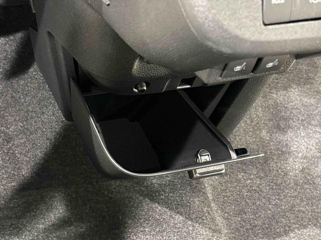 ムーヴキャンバスストライプスＧ　両側電動スライドドア　キーフリーシステム純正ナビ装着用アップグレードパック　運転席・助手席シートヒーター　電動パーキングブレーキブレーキ　オートブレーキホールド機能　３６０°スーパーＵＶ＆ＩＲカットガラス　置きラクボックス（広島県）の中古車