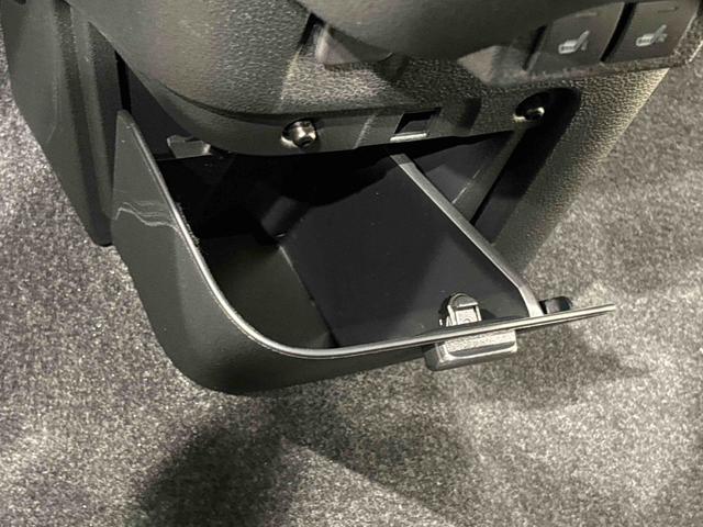 ムーヴキャンバスセオリーＧ　バックモニター対応　電動パーキングブレーキＬＥＤオートライト・フォグランプ　電動パーキングブレーキ　プッシュボタンスタート　セキュリティアラーム　バックカメラ　両側パワースライドドアウエルカムオープン機能　オート電動格納式ドアミラー（広島県）の中古車