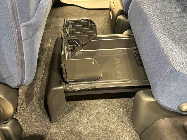 ムーヴキャンバスセオリーＧ　バックモニター対応　電動パーキングブレーキＬＥＤオートライト・フォグランプ　電動パーキングブレーキ　プッシュボタンスタート　セキュリティアラーム　バックカメラ　両側パワースライドドアウエルカムオープン機能　オート電動格納式ドアミラー（広島県）の中古車