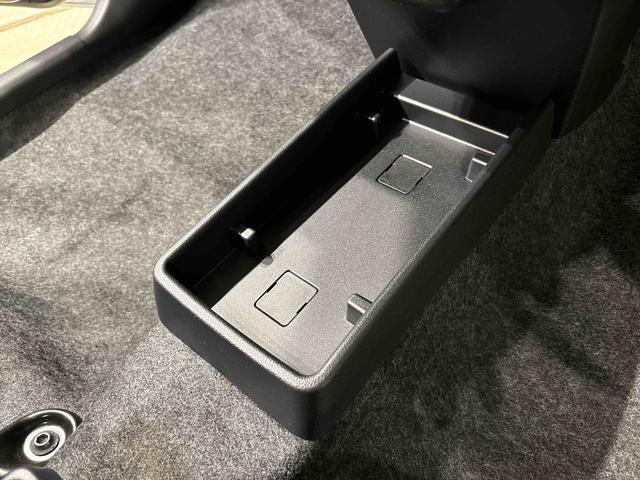 ミライースＸ　リミテッドＳＡIIIＬＥＤヘッドランプ　セキュリティアラーム　コーナーセンサー　１４インチフルホイールキャップ　キーレスエントリー　電動格納式ドアミラー　ショツピングフック　マニュアルエアコン（広島県）の中古車