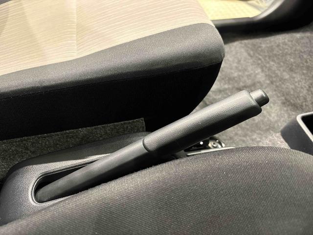 ミライースＸ　リミテッドＳＡIIIＬＥＤヘッドランプ　セキュリティアラーム　コーナーセンサー　１４インチフルホイールキャップ　キーレスエントリー　電動格納式ドアミラー　ショツピングフック　マニュアルエアコン（広島県）の中古車