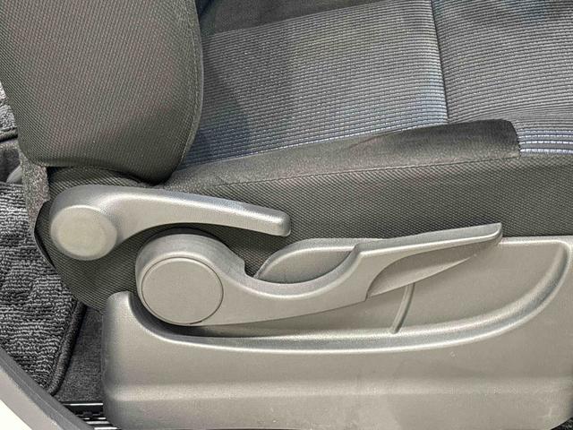 ムーヴカスタム　Ｘ　ＳＡ　　純正ナビゲーション　　ＥＴＣ車載器純正ナビ装着用アップグレードパック　トップシェイドガラス　運転席シートリフター　チルトステアリング　ＬＥＤヘッドランプ　オートライト　純正アルミホイール　キーフリーシステム（広島県）の中古車