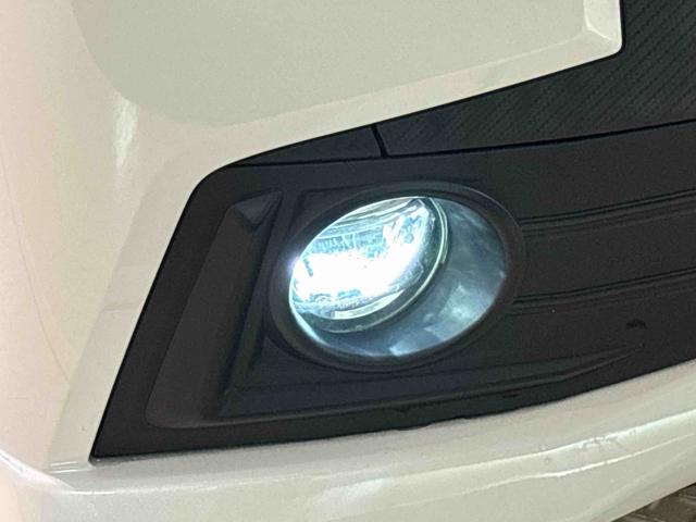 ムーヴカスタム　Ｘ　ＳＡ　　純正ナビゲーション　　ＥＴＣ車載器純正ナビ装着用アップグレードパック　トップシェイドガラス　運転席シートリフター　チルトステアリング　ＬＥＤヘッドランプ　オートライト　純正アルミホイール　キーフリーシステム（広島県）の中古車