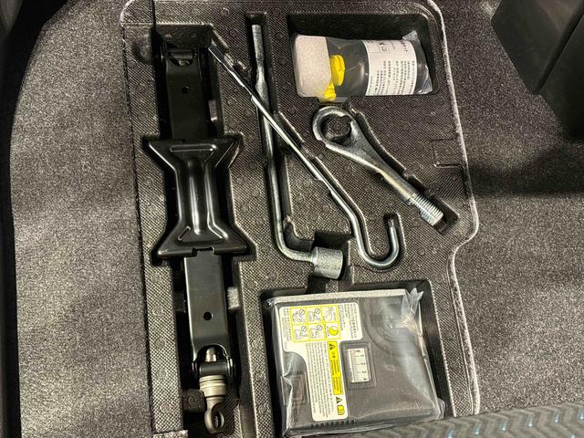 トールカスタムG バックモニター対応 電動パーキングブレーキLEDヘッドランプ・フォグランプ 14インチアルミホイール オートライト プッシュボタンスタート クルーズコントロール コーナーセンサー パワースライドドア キーフリーシステム(広島県)の中古車