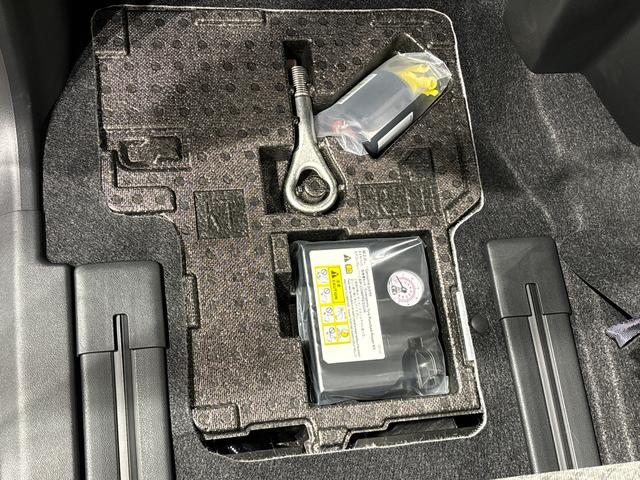 タントＸ　両側スライド片側電動スライドドア　キーフリーシステムＬＥＤオートライト　パワースライドドアウェルカムオープン機能　電動パーキングブレーキ　運転席助手席シートヒーター　　フルホイールキャツプ　キーフリーシステム　　オート電動格納式ドアミラー（広島県）の中古車