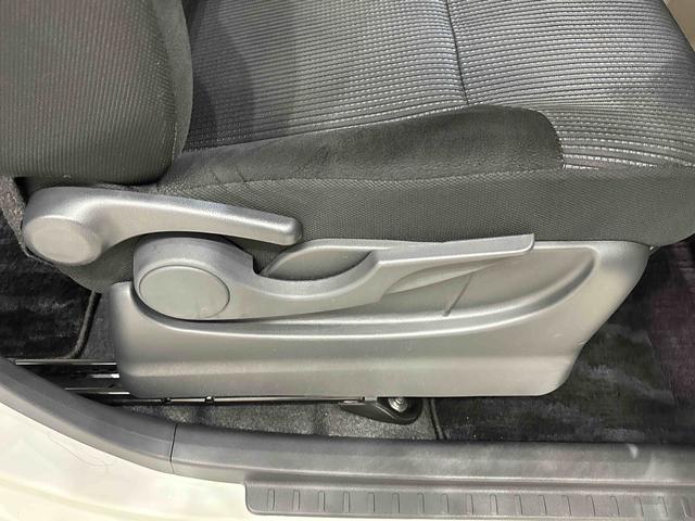 ムーヴＸリミテッドII　ＳＡIII　ナビ　ドラレコ　ＥＴＣ車載器運転席シートヒーター　アルミホイール　オートライト　プッシュボタンスタート　セキュリティアラーム　キーフリーシステム　オート電動格納式ドアミラー　シートリフター　バックカメラ対応（広島県）の中古車