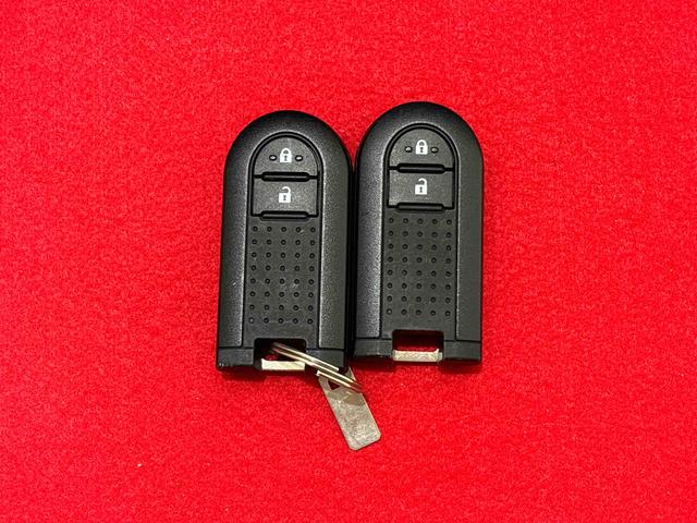 ムーヴＸリミテッドII　ＳＡIII運転席シートヒーター　トップシェイドガラス　ＬＥＤヘッドランプ　運転席シートリフター　チルトステアリング　ステアリングホイール　純正アルミホイール　ステアリングスイッチ（広島県）の中古車