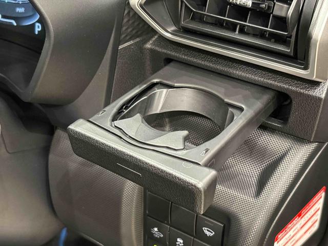 ロッキーX HEV ディスプレイオーディオ ドラレコ ETCLEDヘッドランプ アクティブマルチインフォメーションメーター アルミホイール オートライト プッシュボタンスタート(広島県)の中古車