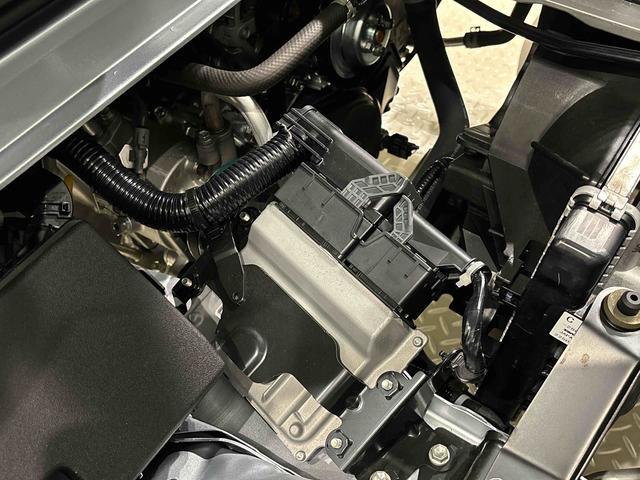 ハイゼットトラックスタンダードハロゲンヘッドランプ 運転席SRSエアバック 電動式パワーステアリング AM/FMラジオ スペアタイヤ ガードフレーム(広島県)の中古車