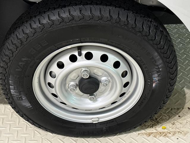 ハイゼットトラックスタンダードハロゲンヘッドランプ 運転席SRSエアバック 電動式パワーステアリング AM/FMラジオ スペアタイヤ ガードフレーム(広島県)の中古車