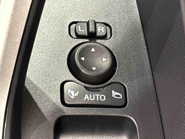 ロッキープレミアムＧ　ＨＥＶ　バックカメラ付　前席シートヒーターＬＥＤヘッドライト　ＬＥＤフォグランプ　１７インチアルミホイール　メッキドアアウターハンドル　本革巻きステアリングホイール　アダプティブルクルーズコントロール　ＳＲＳサイドエアバッグ（広島県）の中古車